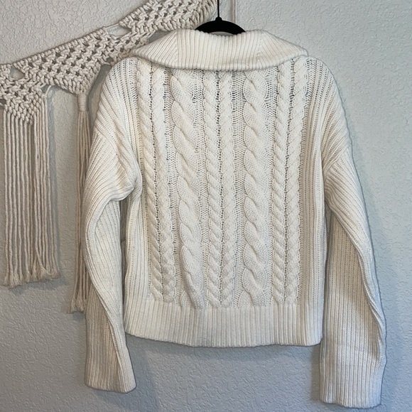 Abercrombie Half Zip Sweater - Picture 9 of 10